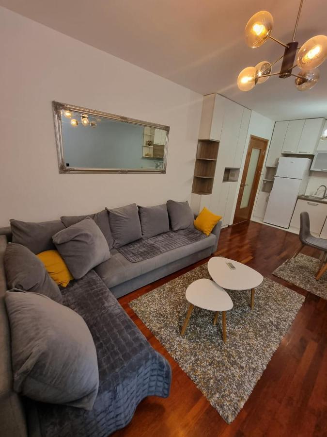 פודגוריצה 5 Star Apartment מראה חיצוני תמונה